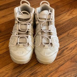 Nike uptempo Lightbone